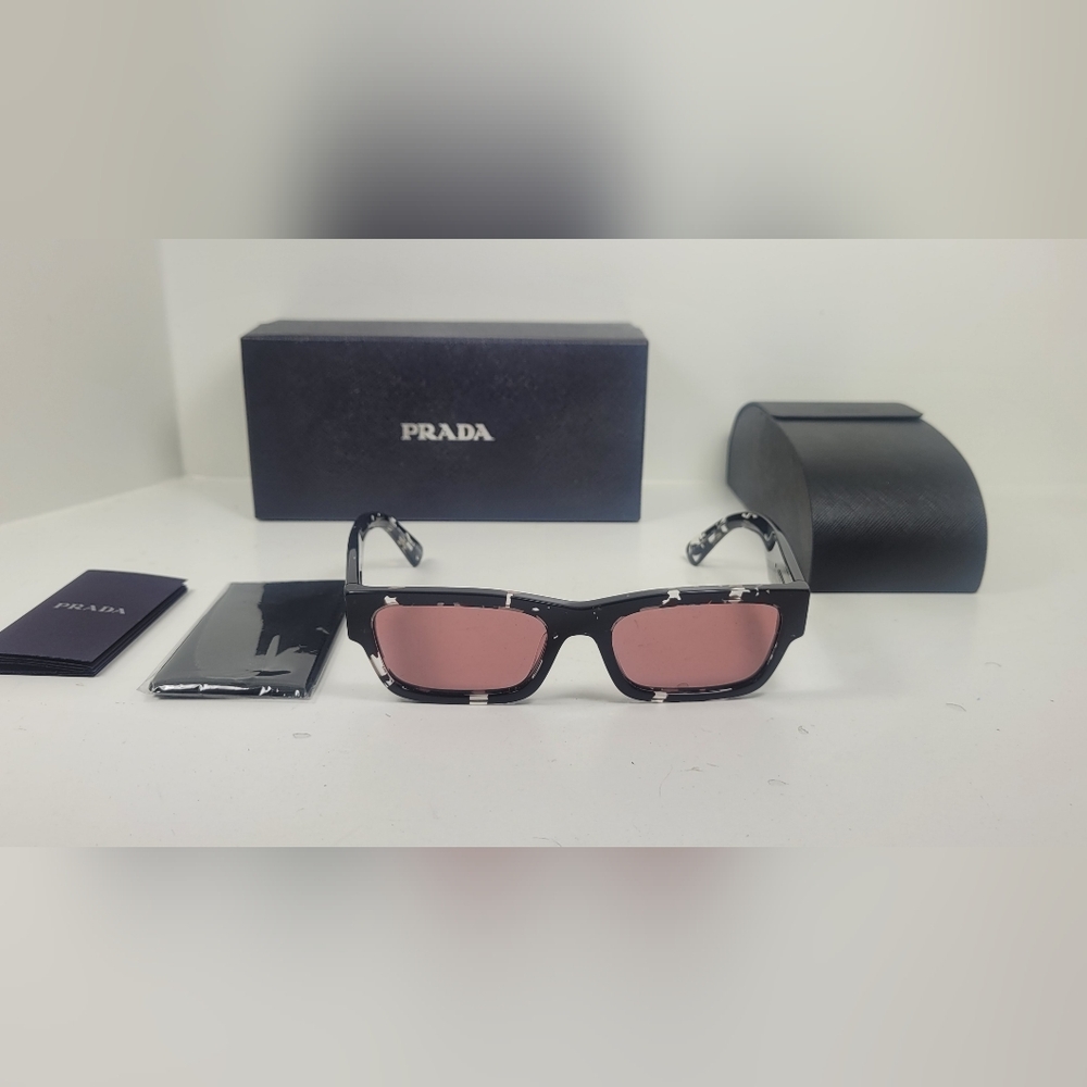 Prada Luxottica Black and Pink Sunglasses